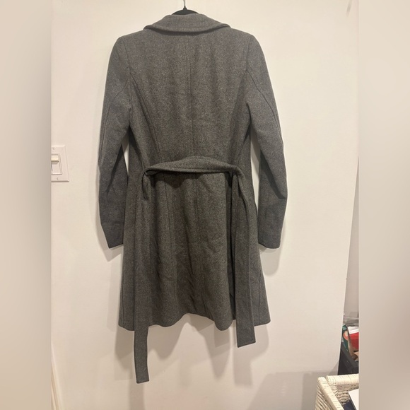 Aritzia Babaton Charcoal Gray Coat - Picture 10 of 17